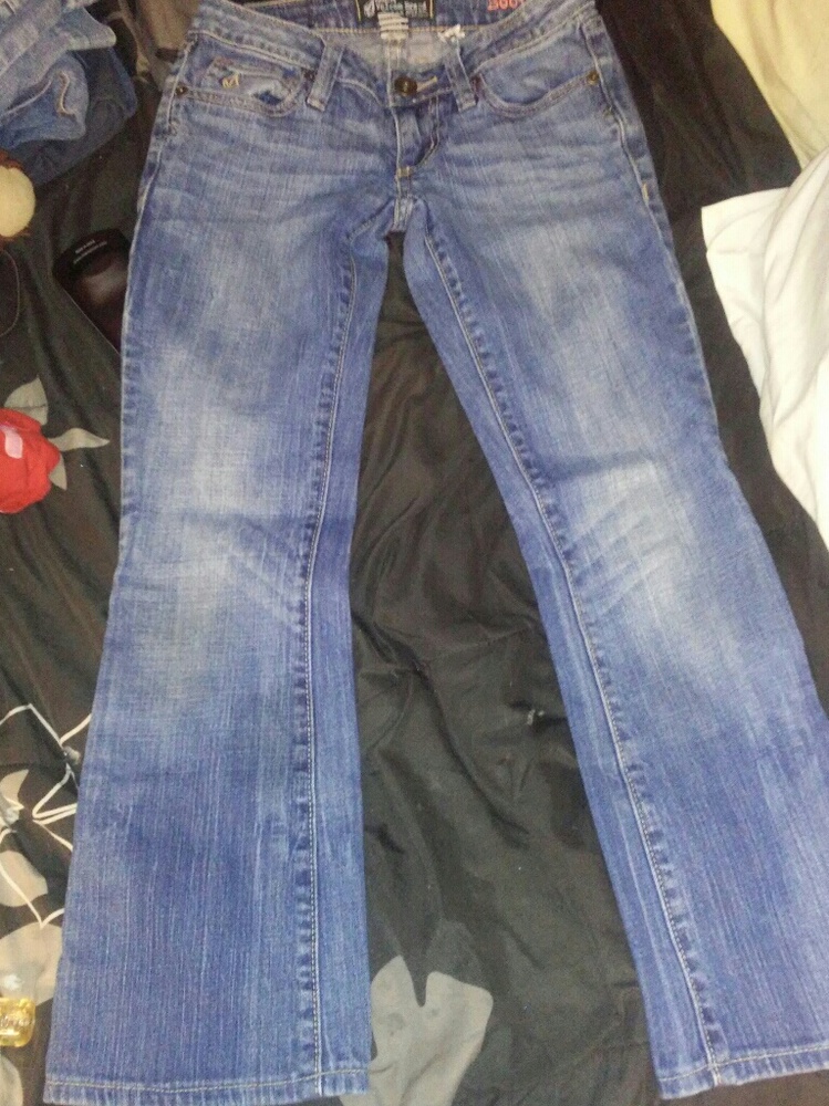 VOLCOM JEANS SIZE 00